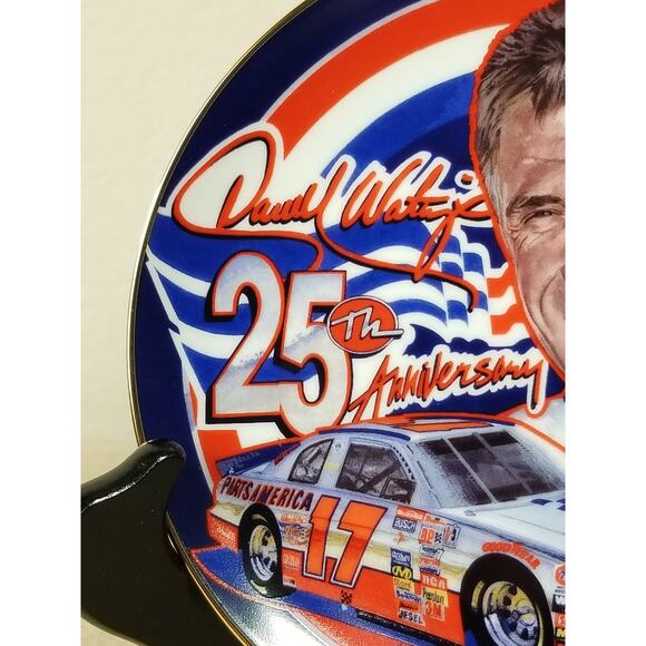 Darrell Waltrip Silver Anniversary Salute Year 1997 Wall Decor Plate 6 1/2" Vtg - Picture 3 of 12